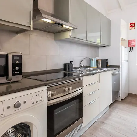 Cozy Retreat With Patio Near Sintra By Lovelystay Apartamento