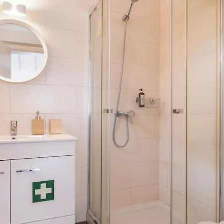 Cozy Retreat With Patio Near Sintra By Lovelystay Apartment Colares