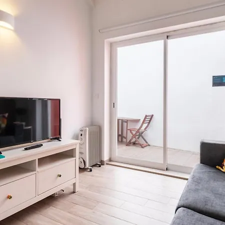 Apartment Cozy Retreat With Patio Near Sintra By Lovelystay